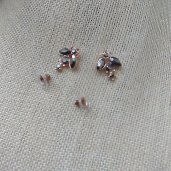 Trendy Ear Stud Trio Bling Insect Earrings - Picture 5 of 13